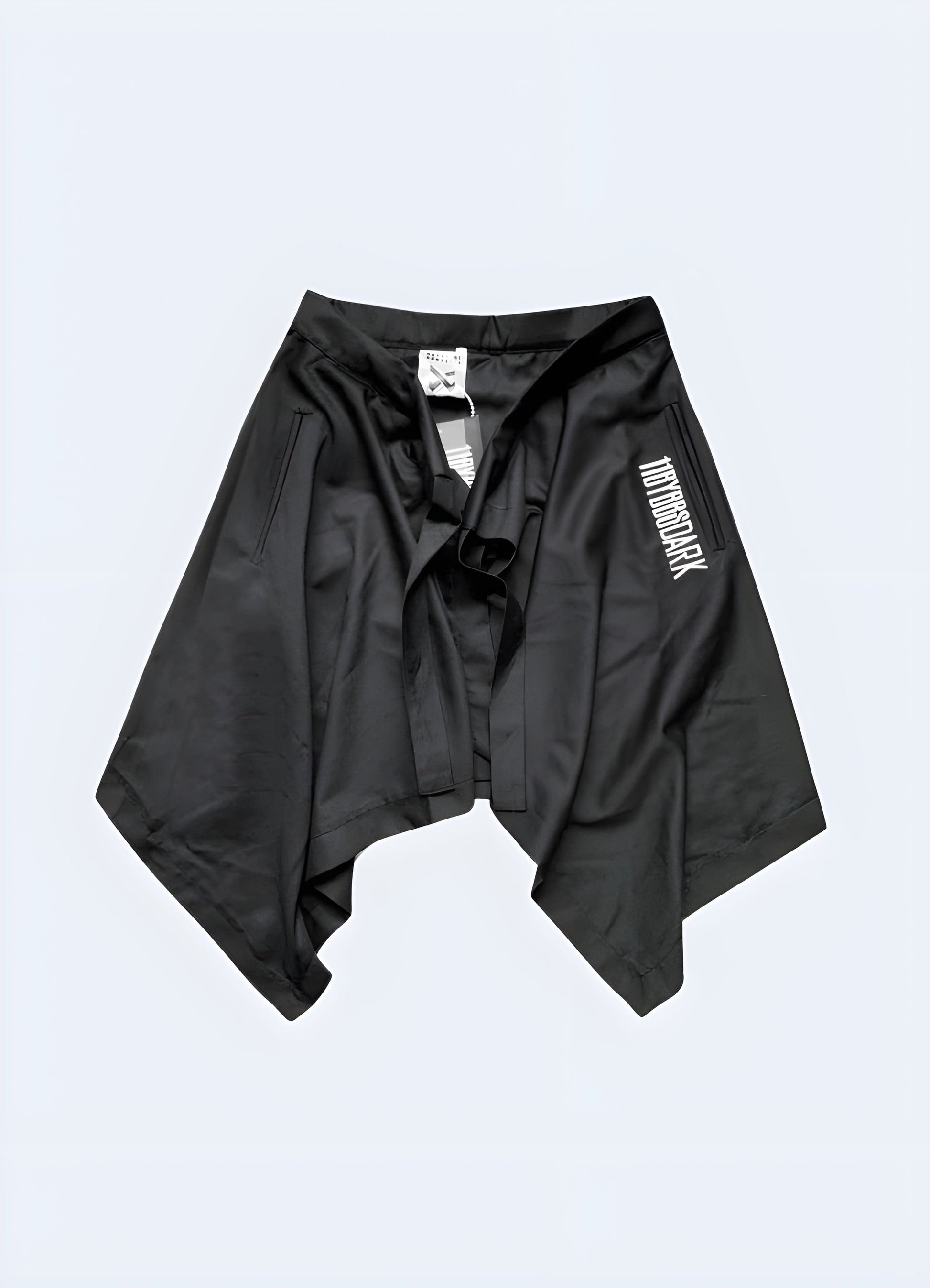 Stylish black harem shorts for man, perfect for a relaxed and trendy look in the UK.