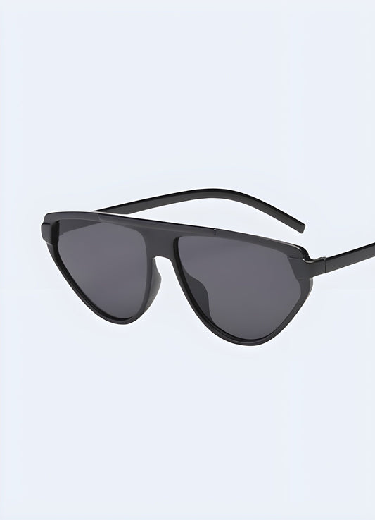 Scratch and impact resistant lenses unisex styling flat top sunglasses UK.