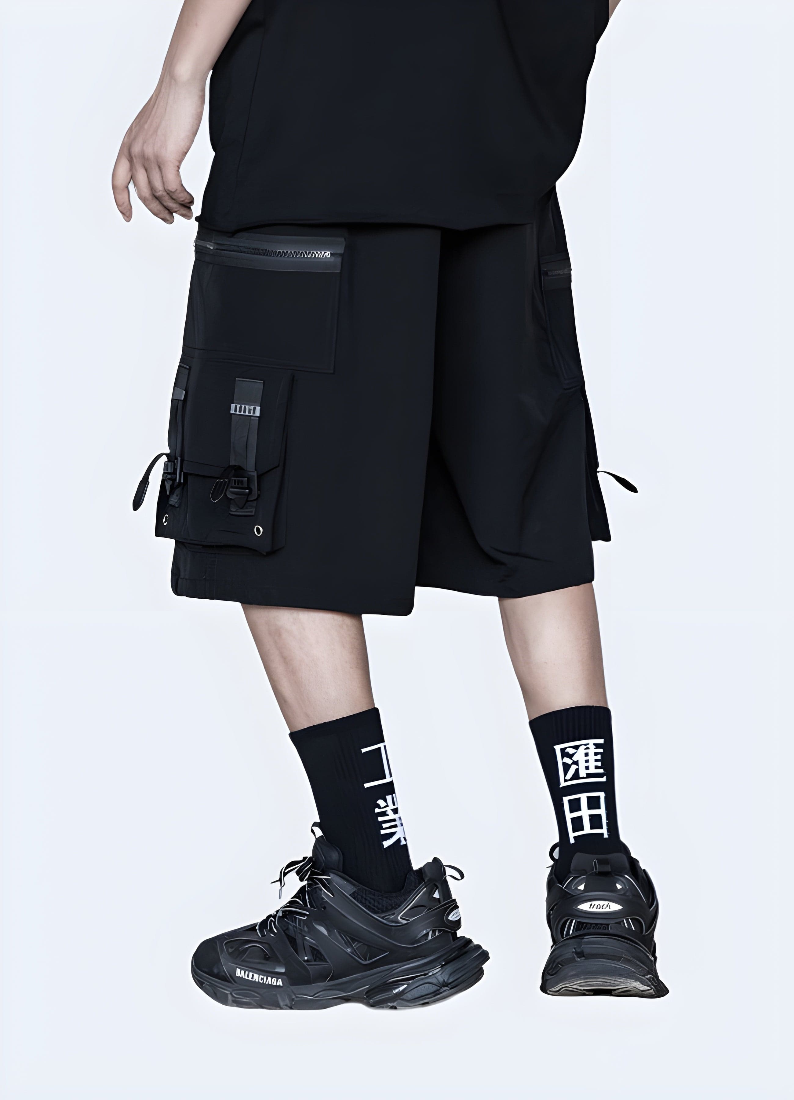 Cargo Shorts With Zipper Pockets Blackout Techwear UK
