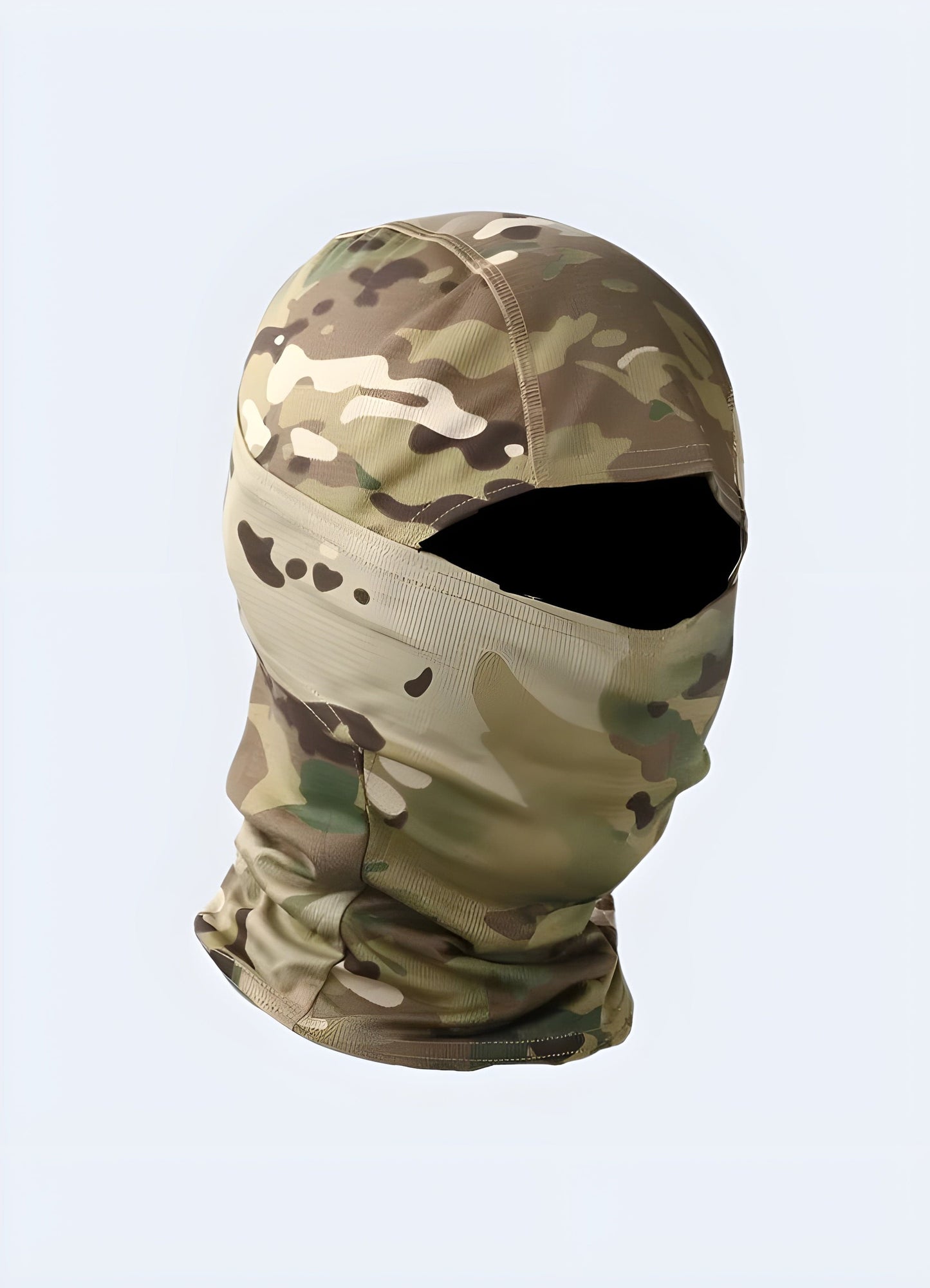 The gaiter, with its detailed camouflage pattern, is constructed from robust, moisture-wicking fabric that delivers excellent breathability and warmth.