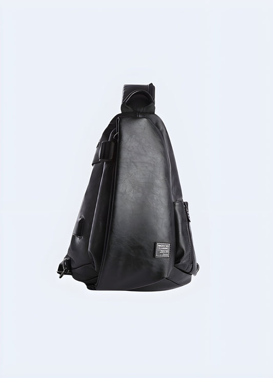 Immerse yourself in the thoughtful design of this chic black sling bag UK.