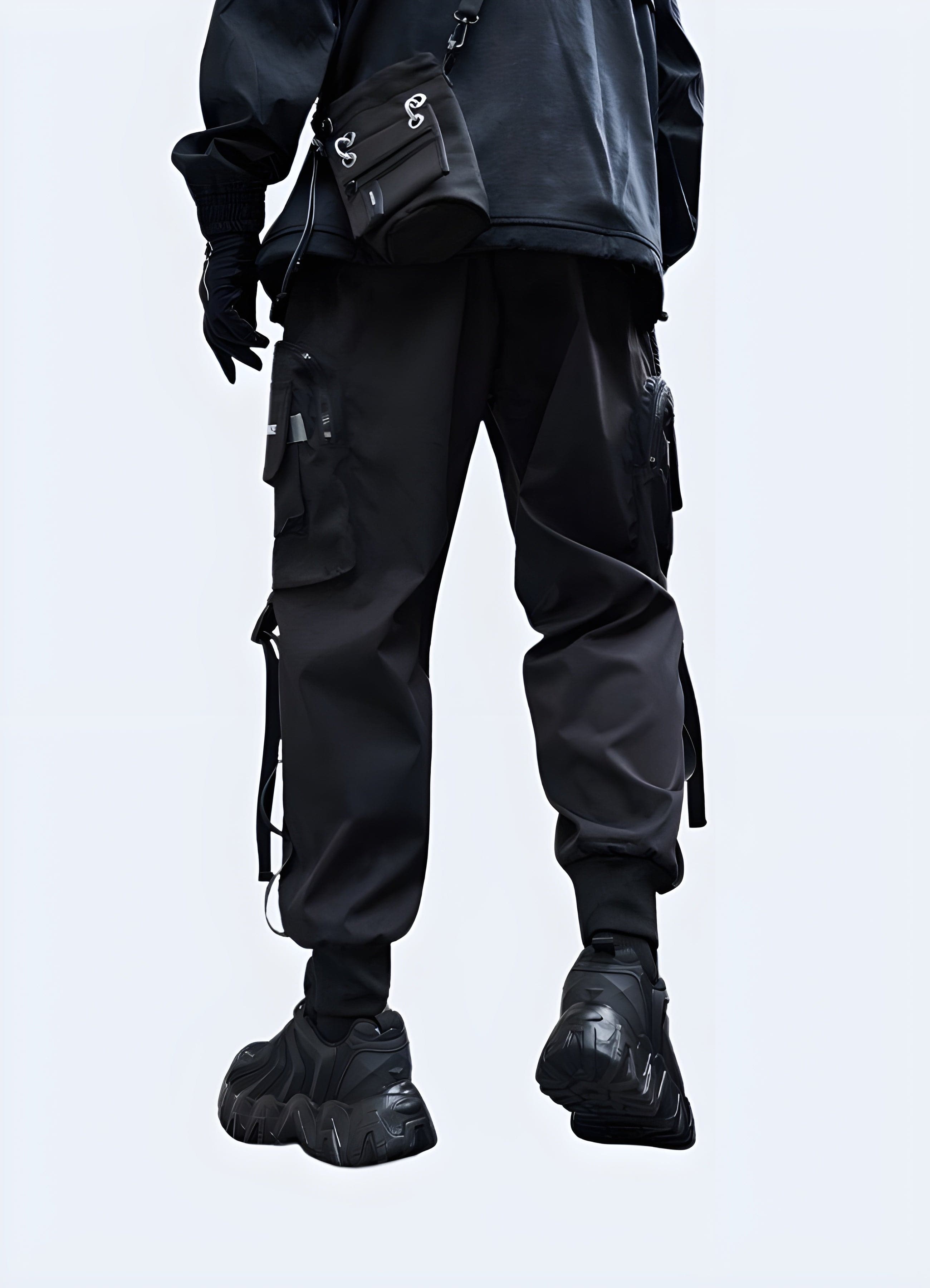 Black cargo pants techwear deals